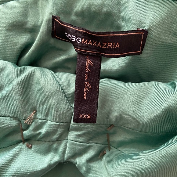 BCBG emerald green dress - Picture 4 of 7